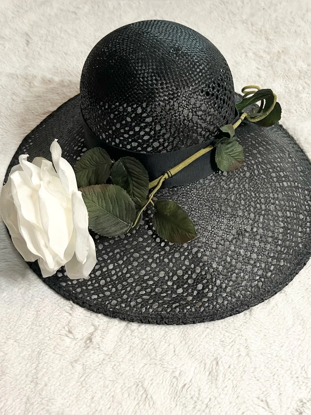 Vintage Oscar de la Renta Black Structured Straw Hat with White Rose Fascinator